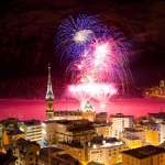 Fuochi d'artificio sul lago di St. Moritz. Copyright by ENGADIN St. Moritz By-line swiss-image.ch Christof Sonderegger