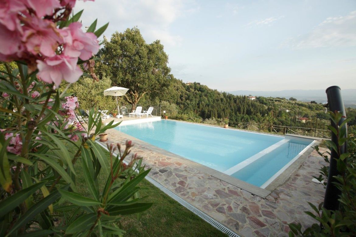 Agriturismo Podere Picciolo, in Valdarno, relax esclusivo nel verde. Tra borghi e abbazie, posto ideale per seguire gli eventi dedicati a Leonardo