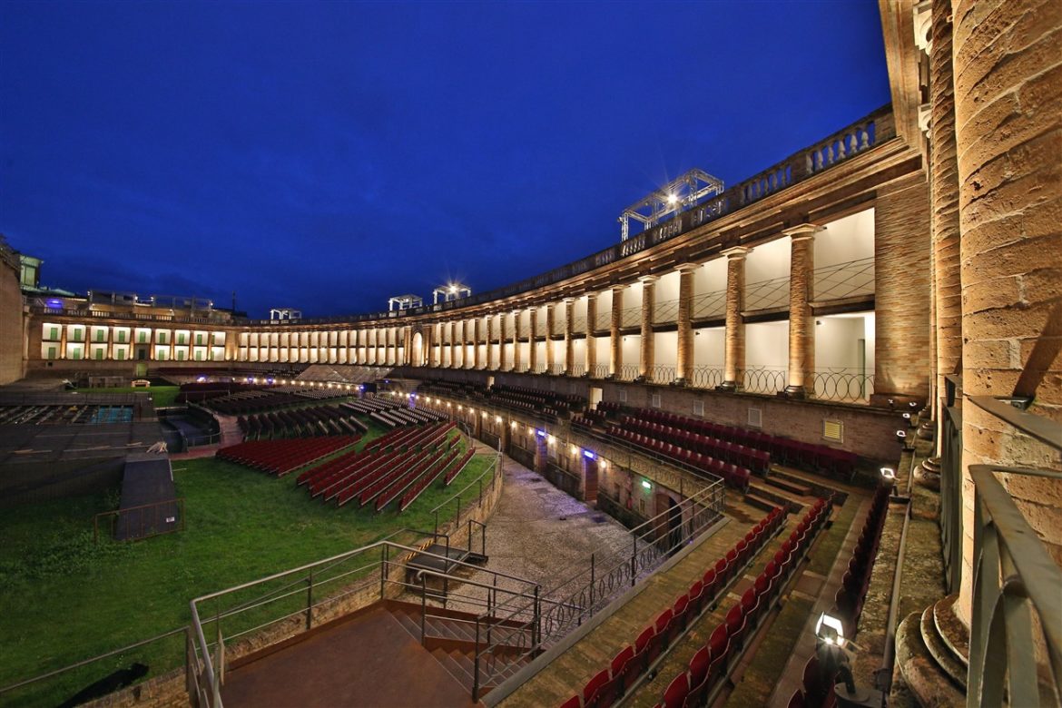 Macerata tra i monti ed il mare