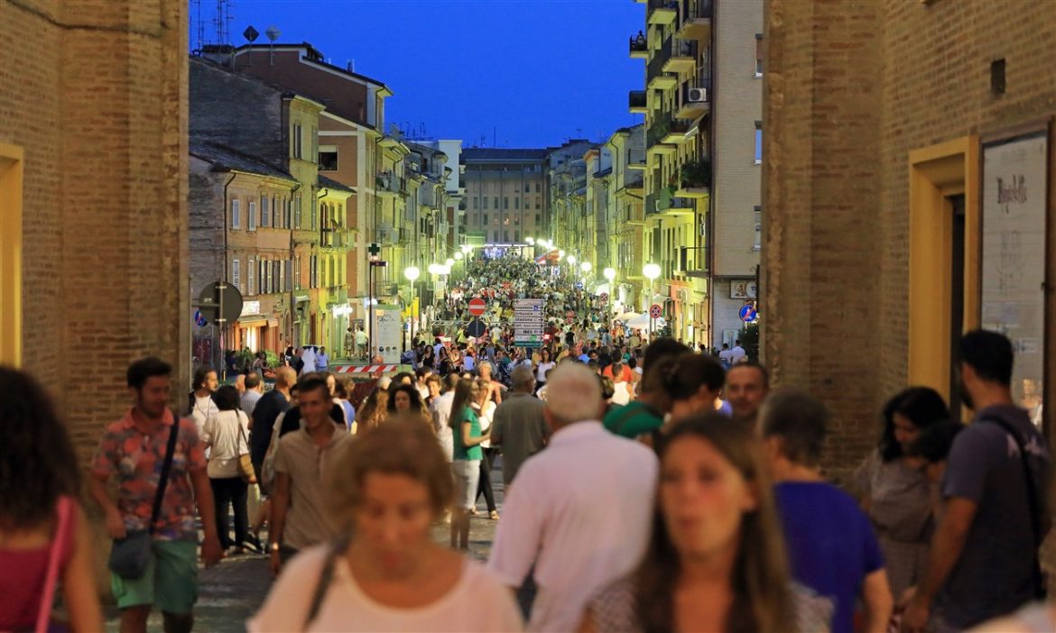 Macerata tra i monti ed il mare