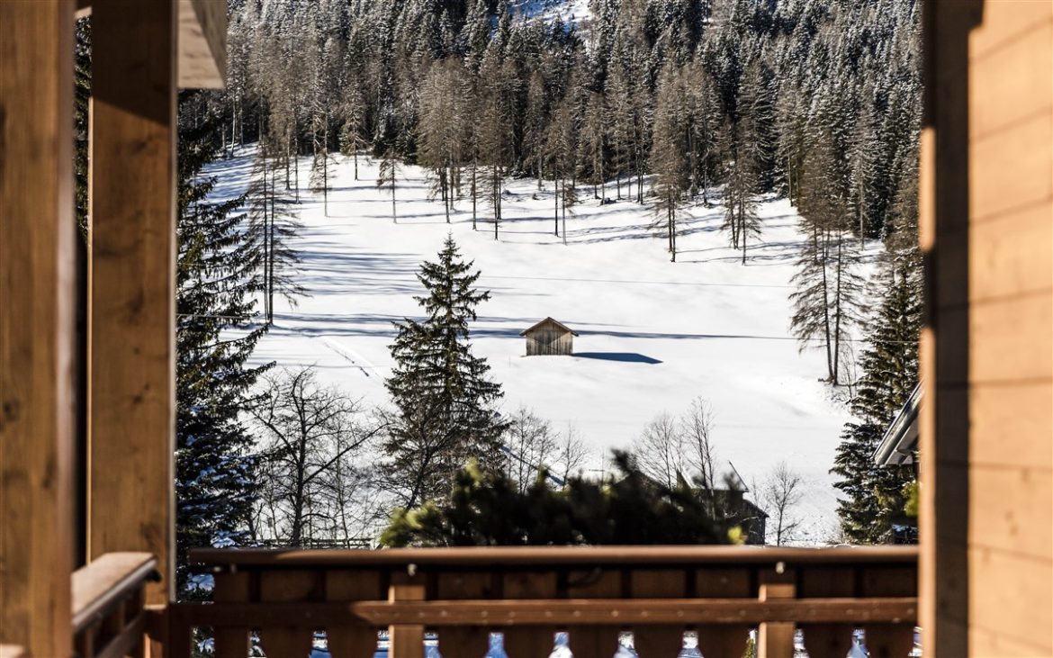 Bad Moos Dolomites Spa Resort, in Alto Adige sconti di fine stagione per una vacanza all’insegna di neve e relax. Direttamente sulle piste da sci e sotto le Cime di Lavaredo in un mondo fatto di eccellenze