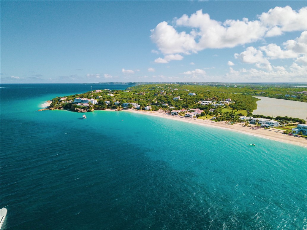 Viaggio di nozze in vista? Anguilla, nel nord dei Caraibi, propone soluzioni da sogno in sicurezza da godere anche durante la pandemia