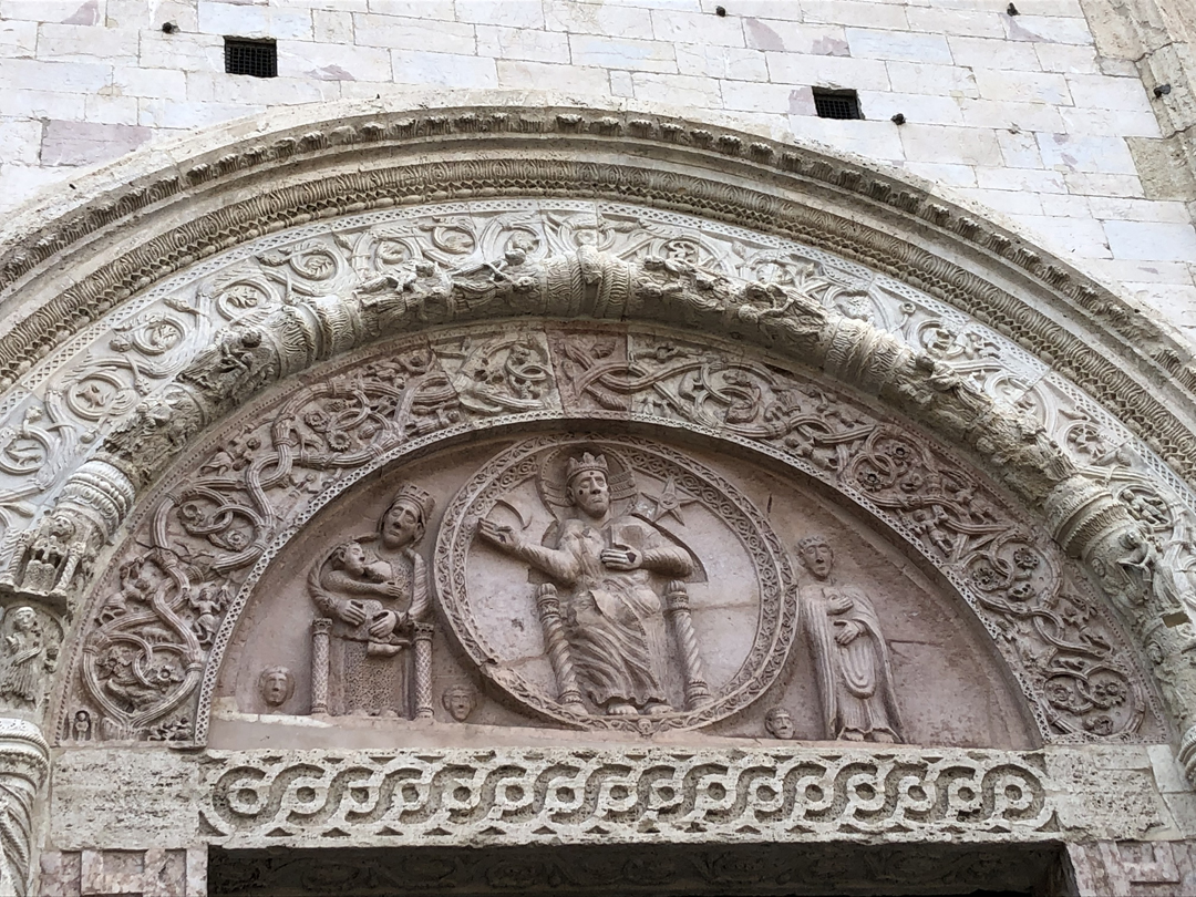 Assisi: storia, natura, spiritualità